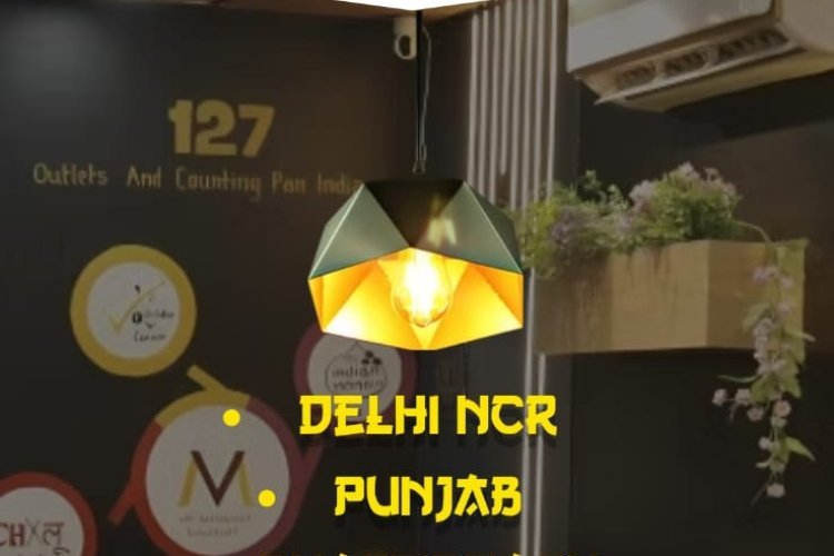 लोकेशन बदलने और नए शहरों की घोषणाएँ, कानूनी स्थिति और पुलिस शिकायतों के दावे